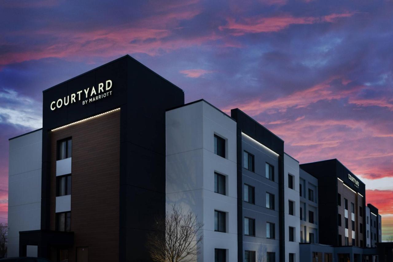 Courtyard By Marriott Buffalo Amherst/University Hotel Exterior foto